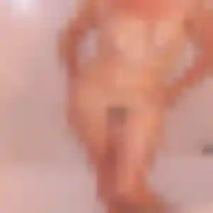 Estelle, 31 ans, en ligne à Vieille-Brioude pour une rencontre coquine