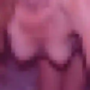Lise, 35 ans, en ligne à Vignoc pour une rencontre coquine