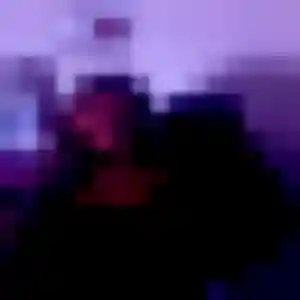 Karine, 45 ans, connectée à Ville-sous-Anjou pour une rencontre coquine
