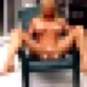 Hajar, 33 ans, connectée à Villebarou pour une rencontre coquine