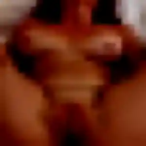 Contacte Marie-Jeanne, 22 ans à Villefargeau gratuitement