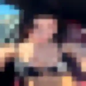 Photo de Madeleine à Villieu-Loyes-Mollon (32 ans) - plan cul anonyme