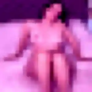 Belle Ninon, 45 ans à Villieu-Loyes-Mollon - voir sa photo
