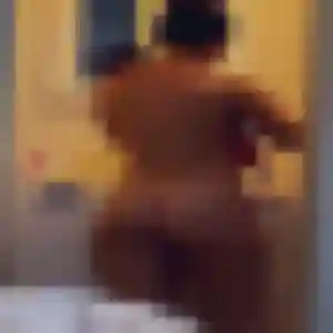 Lola de Vitteaux, 33 ans - plan cul discret