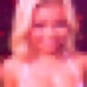 Elodie, 24 ans, dispo pour plan cul à Vivonne