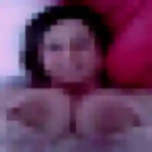 Lena, femme de 25 ans cherche plan cul à Ymare