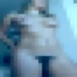 Karine, 42 ans, en ligne à Yssingeaux pour une rencontre coquine