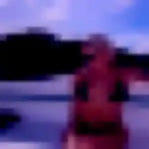 Lamia (22 ans) à Yves propose un plan cul ce soir